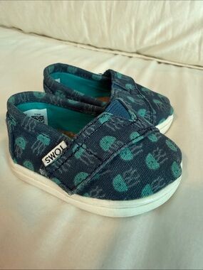 TOMS Baby Shoes